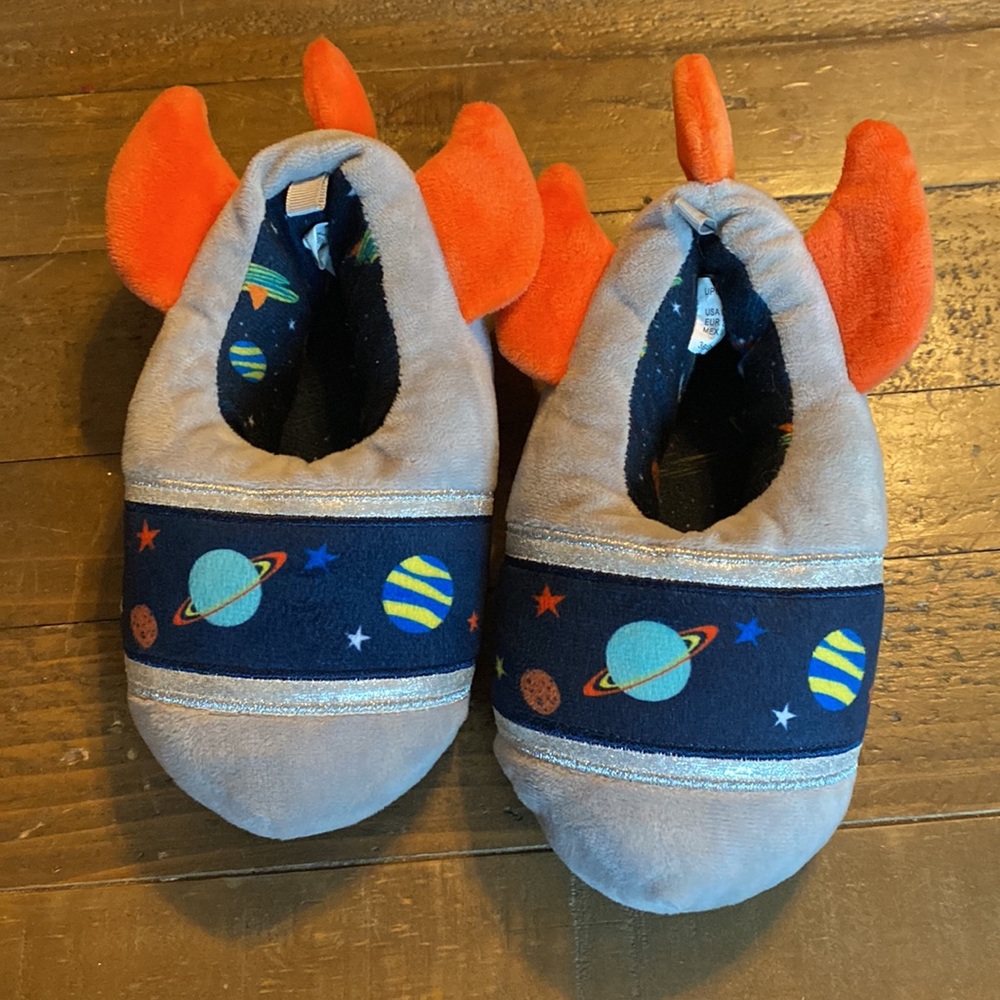 Rocket slippers - Picture 2 of 3